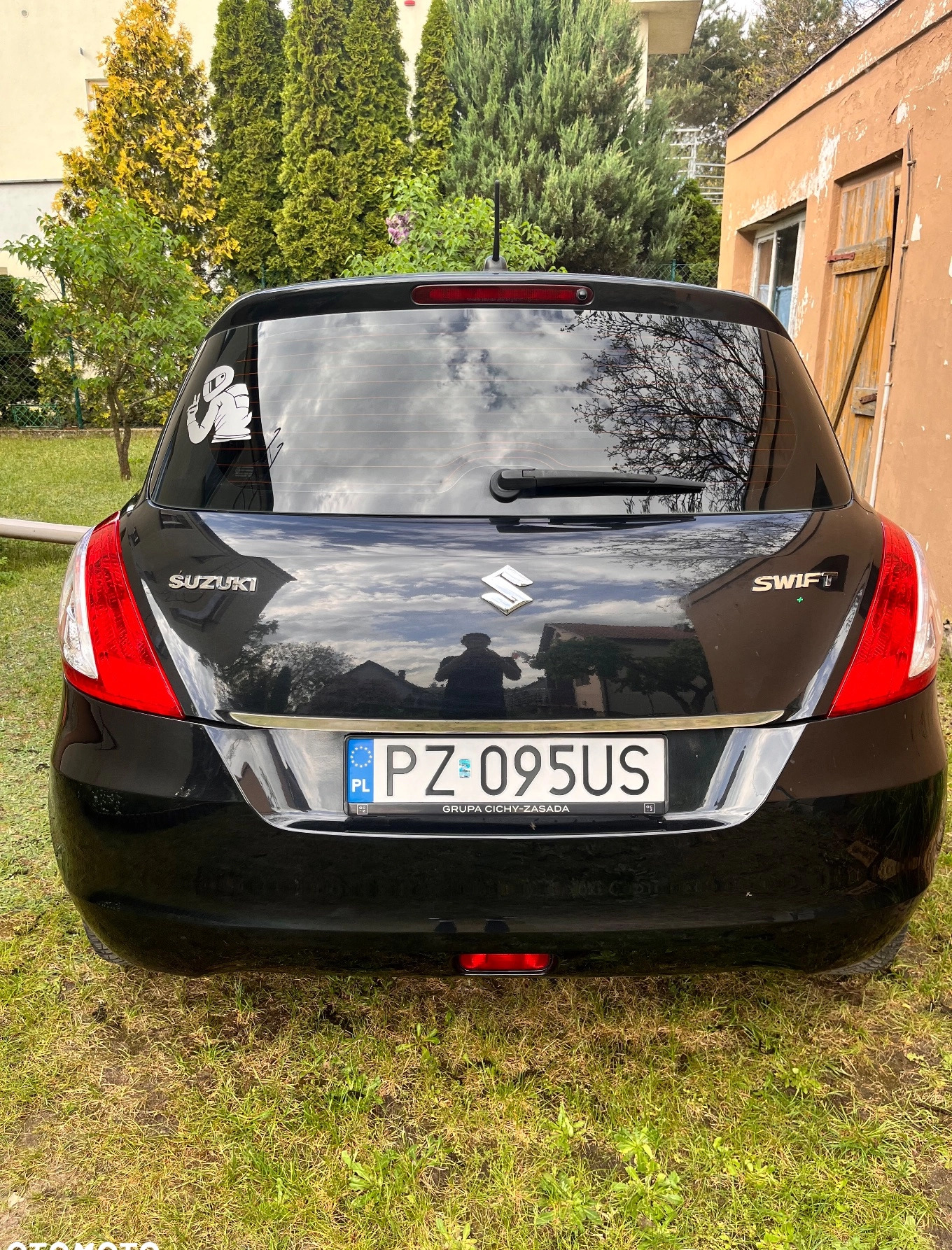 Suzuki Swift cena 23900 przebieg: 134800, rok produkcji 2011 z Swarzędz małe 121